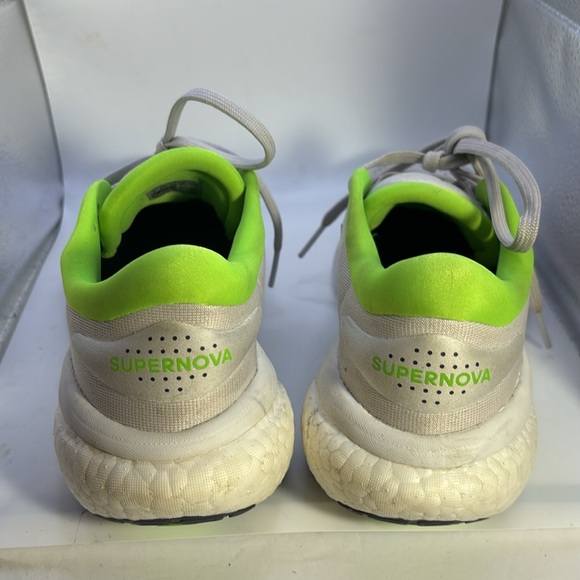 Adidas’s Supernova Men’s )Sneakers size 7 in excellent condition - Picture 4 of 6